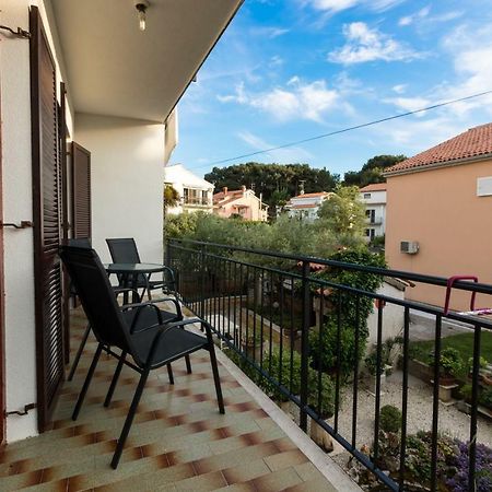 Apartment Beautiful Garden By Rent Istria Poreč Dış mekan fotoğraf